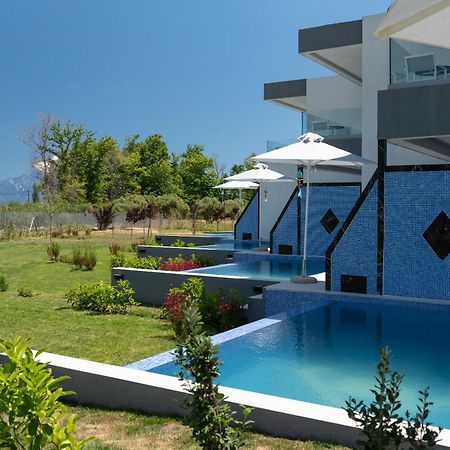 Elysium Villas Quartet Sarti Esterno foto
